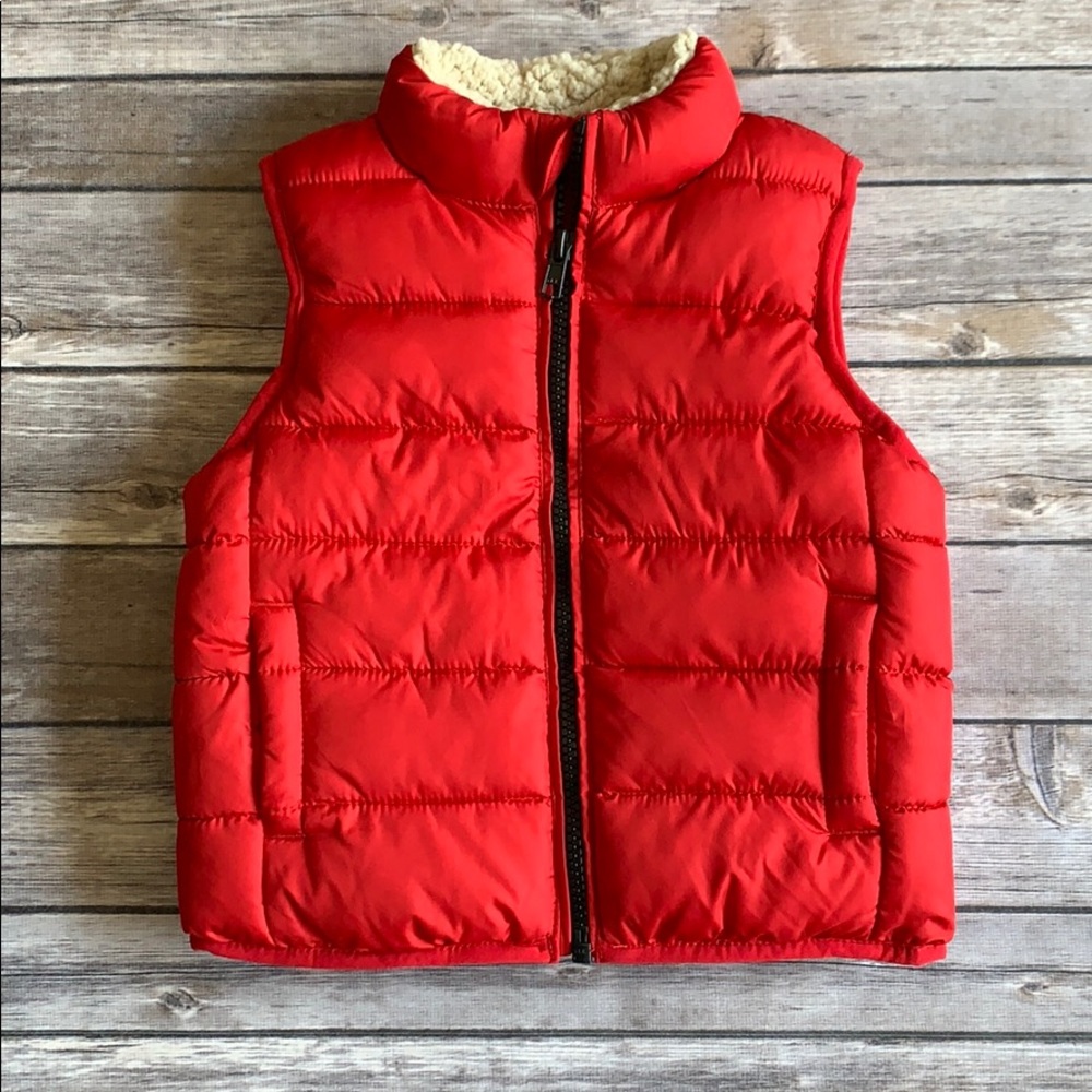 NWT Crazy 8 Red Puffer Vest w/Fur size 12-18M